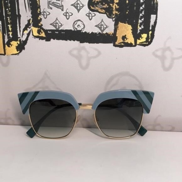 Fendi FF0241/S MVU/9K Women’s Round Sunglasses – Luxury Italian Eyewear - Picture 9 of 11